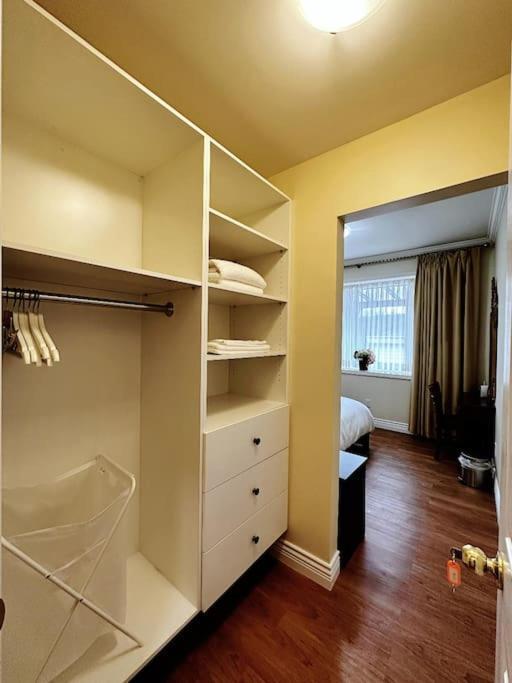 Super Cosy 8Bed & 6Bath In Vancouver Heart Near To Airport And Downtown Ngoại thất bức ảnh