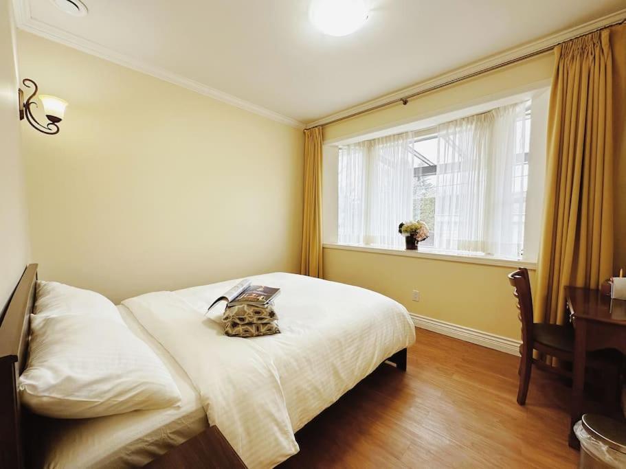 Super Cosy 8Bed & 6Bath In Vancouver Heart Near To Airport And Downtown Ngoại thất bức ảnh