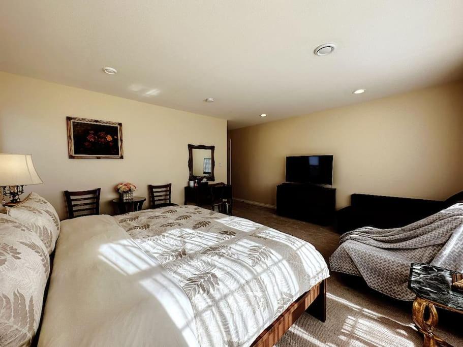 Super Cosy 8Bed & 6Bath In Vancouver Heart Near To Airport And Downtown Ngoại thất bức ảnh