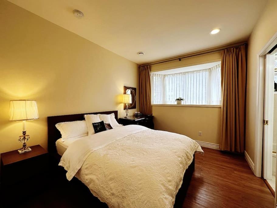 Super Cosy 8Bed & 6Bath In Vancouver Heart Near To Airport And Downtown Ngoại thất bức ảnh