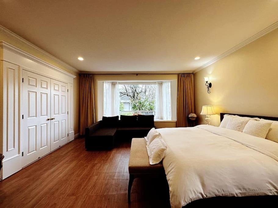 Super Cosy 8Bed & 6Bath In Vancouver Heart Near To Airport And Downtown Ngoại thất bức ảnh