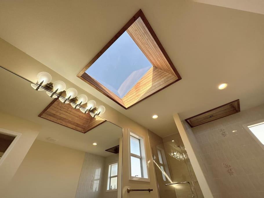 Super Cosy 8Bed & 6Bath In Vancouver Heart Near To Airport And Downtown Ngoại thất bức ảnh