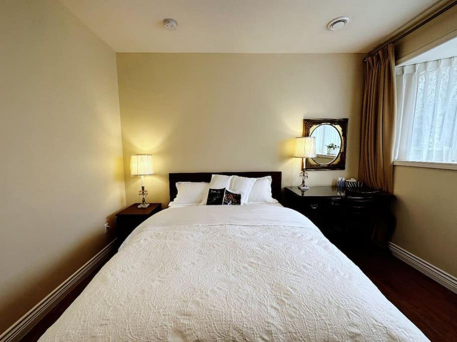 Super Cosy 8Bed & 6Bath In Vancouver Heart Near To Airport And Downtown Ngoại thất bức ảnh